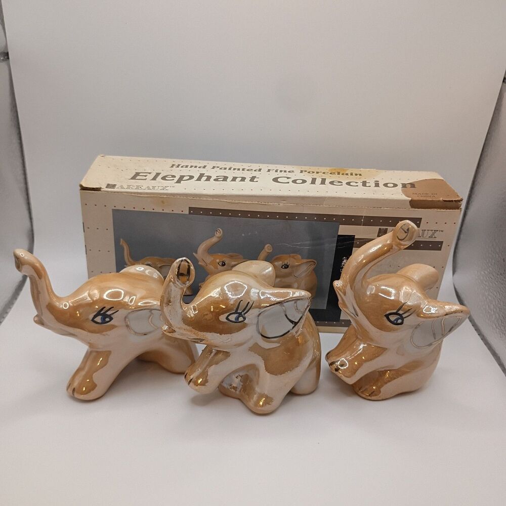 Vintage peach luster hand painted 3 elephants with box